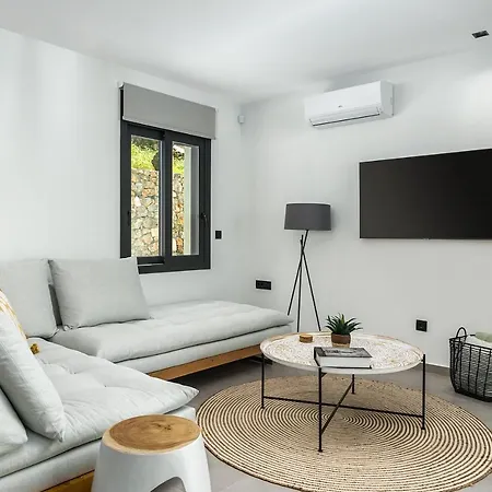 Kalma Luxury Kalamata